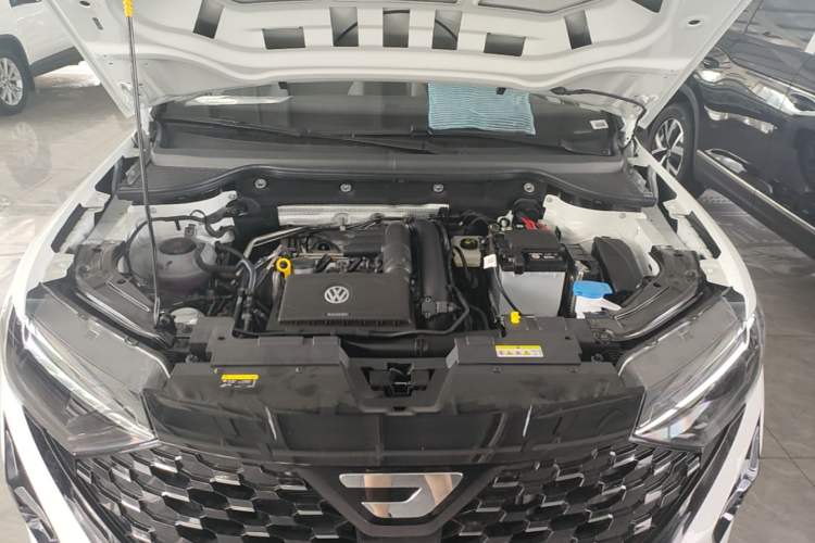 Used Jetta VS5 2026 Model, 280TSI Automatic Pioneer Edition Engine Bay
