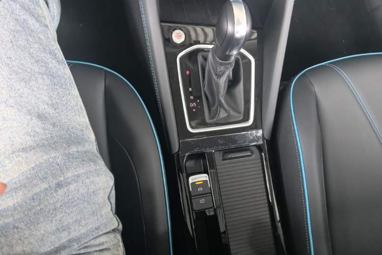 Used Jetta VS5 2026 Model, 280TSI Automatic Enjoyment Highlight Edition Gear Lever