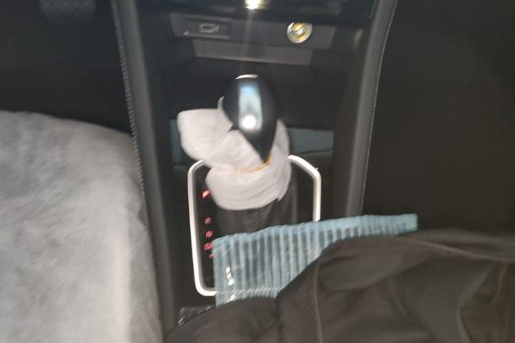 Used Jetta VS5 2026 Model, 280TSI Automatic Pioneer Edition Gear Lever