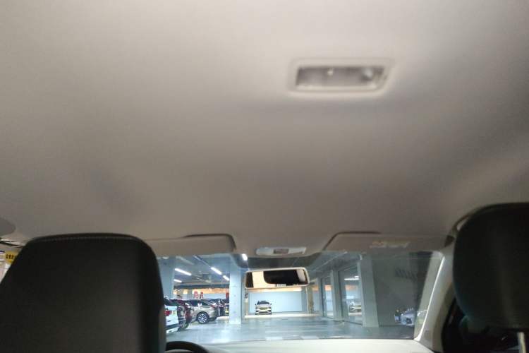 Used Jetta VS5 2026 Model, 280TSI Automatic Pioneer Edition Headliner