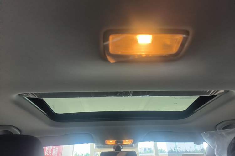 Used Jetta VS5 2026 Model, 280TSI Automatic Enjoyment Edition Headliner