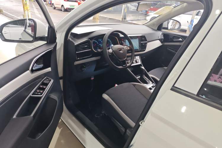 Used Jetta VS5 2026 Model, 280TSI Automatic Pioneer Edition Left Front Seat