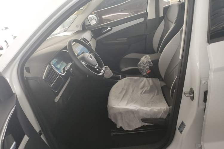 Used Jetta VS5 2026 Model, 280TSI Automatic Pioneer Edition Left Front Seat