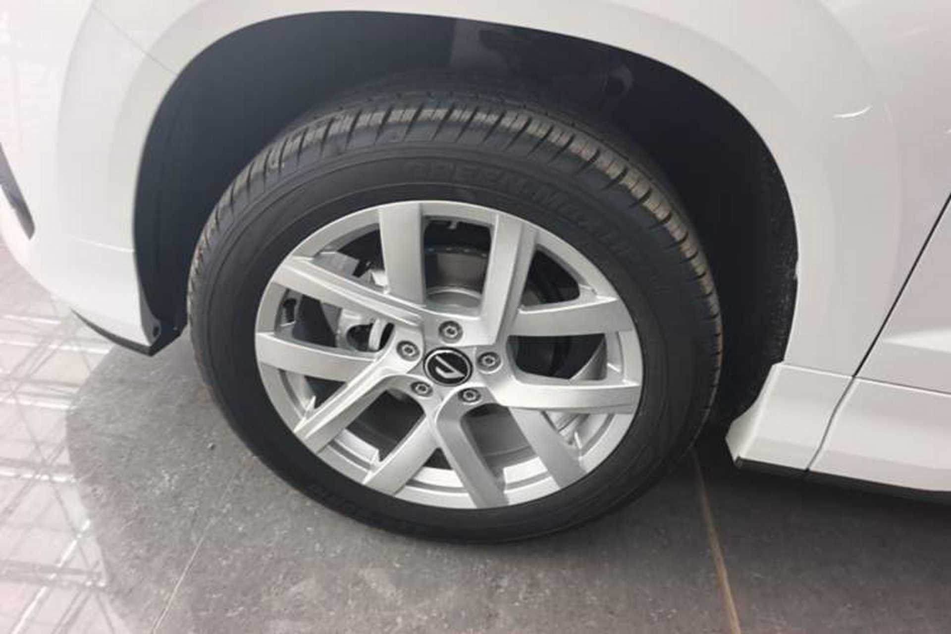 Used Jetta VS5 2026 Model, 280TSI Automatic Pioneer Edition Left Front Wheel Hub