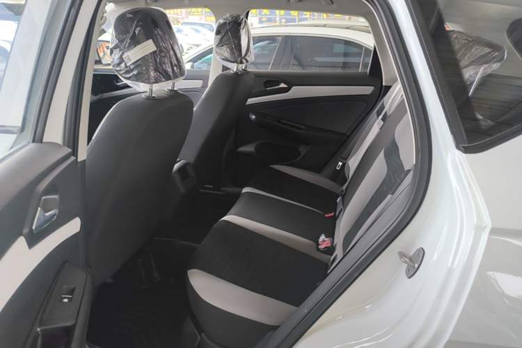 Used Jetta VS5 2026 Model, 280TSI Automatic Pioneer Edition Left Rear Seat