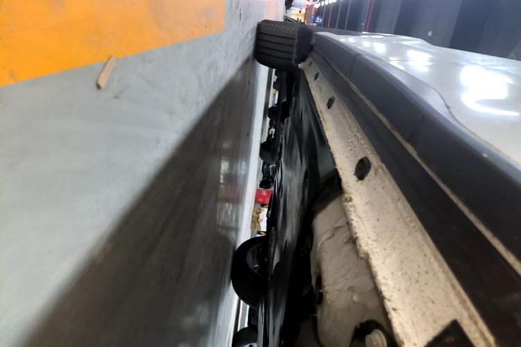 Used Jetta VS5 2026 Model, 280TSI Manual Pioneer Edition Left Side Sill