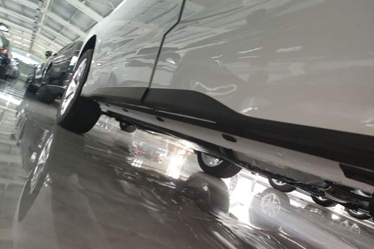 Used Jetta VS5 2026 Model, 280TSI Automatic Pioneer Edition Left Side Sill