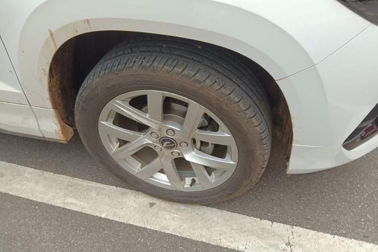 Used Jetta VS5 2026 Model, 280TSI Automatic Pioneer Edition Right Front Wheel Hub