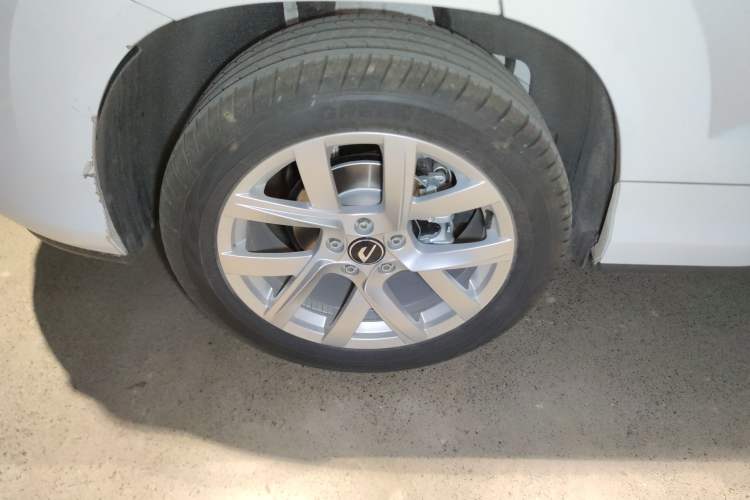 Used Jetta VS5 2026 Model, 280TSI Automatic Pioneer Edition Right Rear Wheel Hub