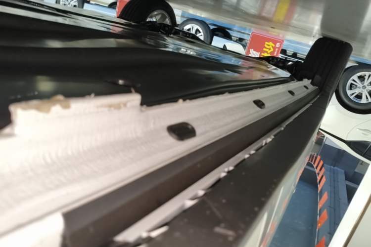 Used Jetta VS5 2026 Model, 280TSI Automatic Pioneer Edition Right Side Sill