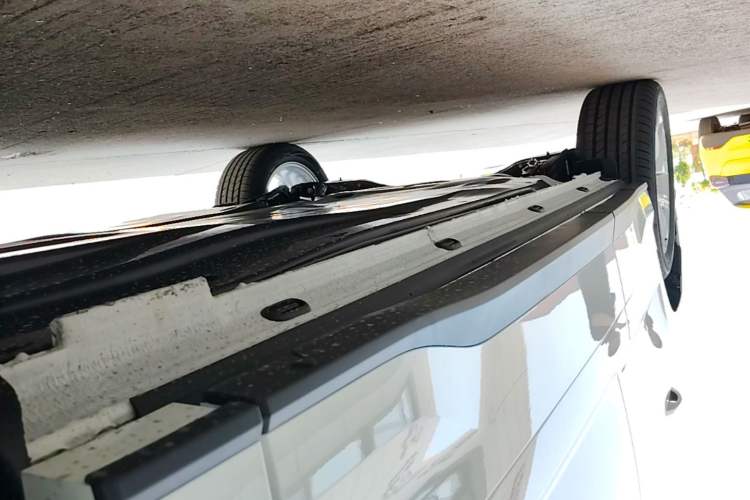 Used Jetta VS5 2026 Model, 280TSI Automatic Pioneer Edition Right Side Sill