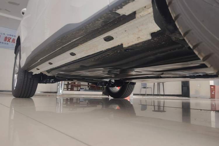 Used Jetta VS5 2026 Model, 280TSI Automatic Pioneer Edition Right Side Sill