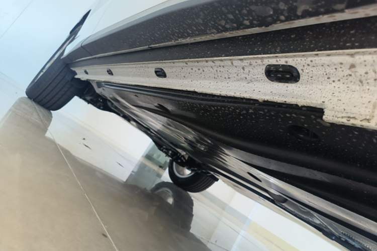 Used Jetta VS5 2026 Model, 280TSI Automatic Enjoyment Edition Right Side Sill