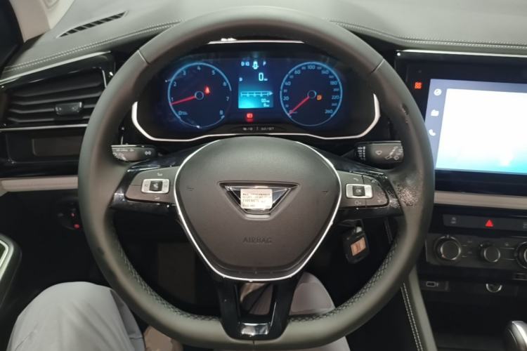 Used Jetta VS5 2026 Model, 280TSI Automatic Pioneer Edition Steering Wheel