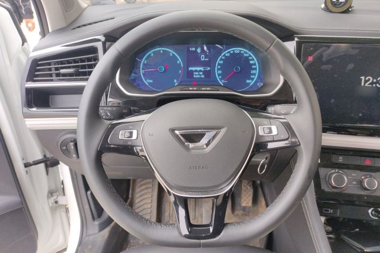 Used Jetta VS5 2026 Model, 280TSI Manual Pioneer Edition Steering Wheel