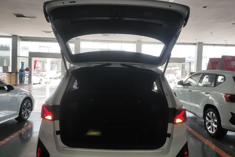 Used Jetta VS5 2026 Model, 280TSI Automatic Enjoyment Edition Trunk