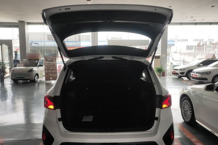 Used Jetta VS5 2026 Model, 280TSI Automatic Enjoyment Edition Trunk