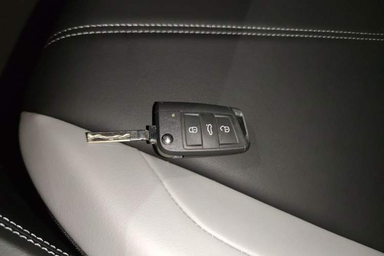 Used Jetta VS5 2026 Model, 280TSI Automatic Pioneer Edition Vehicle Key