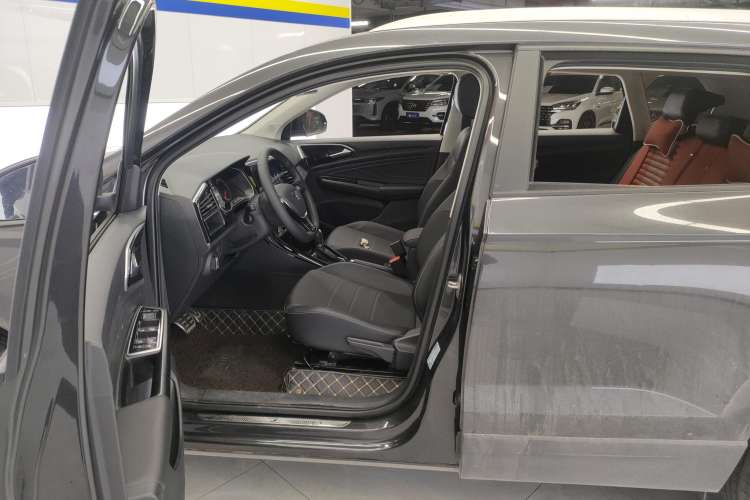Used Jetta VS7 2021 Black Edition 1.4T Automatic Enjoyment Model Left Front Seat