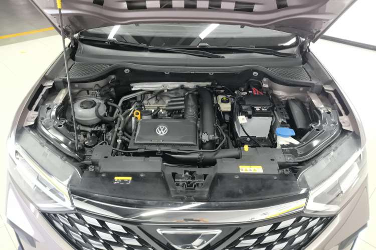 Used Jetta VS7 2020 1.4T Automatic Glory Edition Engine Bay