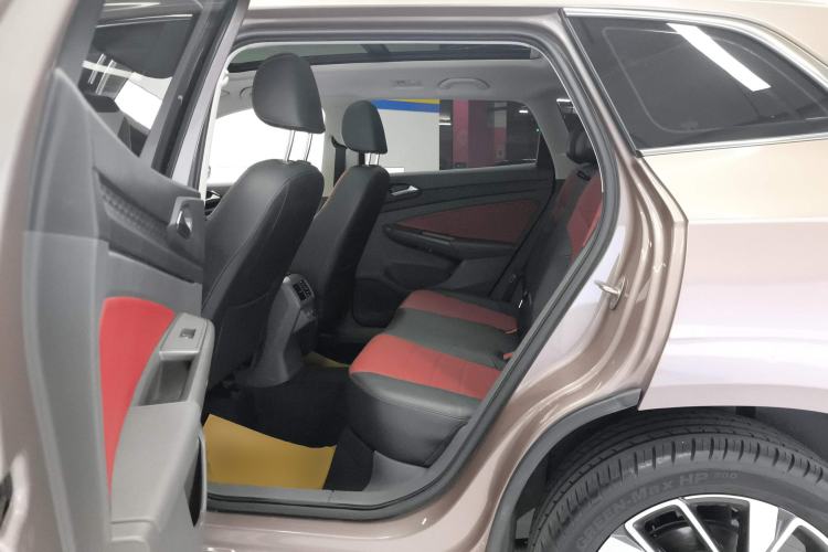 Used Jetta VS7 2020 1.4T Automatic Glory Edition Left Rear Seat