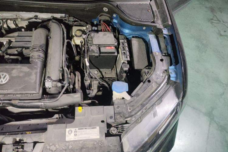 Used Jetta VS7 2020 1.4T Automatic Enjoyment Model Engine Bay Left