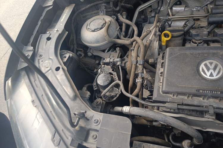 Used Jetta VS7 2020 1.4T Automatic Enjoyment Model Engine Bay Right