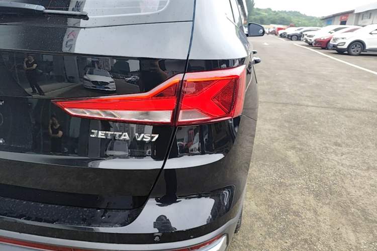 Used Jetta VS7 2020 1.4T Automatic Enjoyment Model Right Rear Taillight