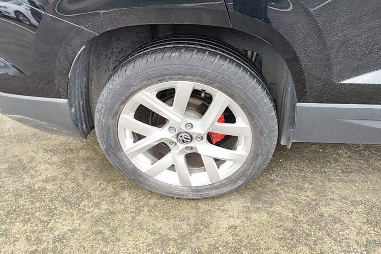 Used Jetta VS7 2020 1.4T Automatic Enjoyment Model Right Rear Wheel Hub