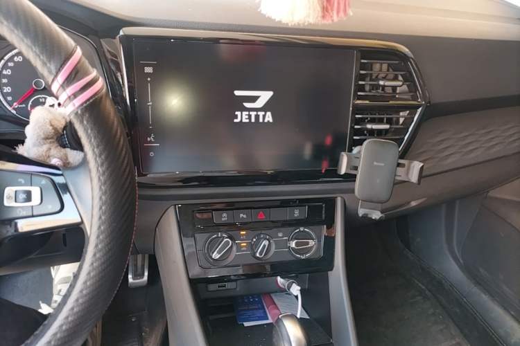 Used Jetta VS7 2020 1.4T Automatic Enjoyment Model Audio And AC Panel