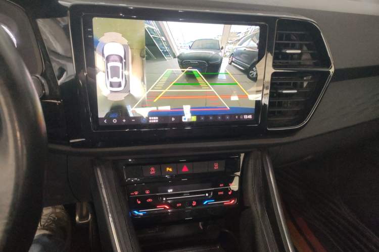 Used Jetta VS7 2020 1.4T Automatic Glory Edition Audio And AC Panel
