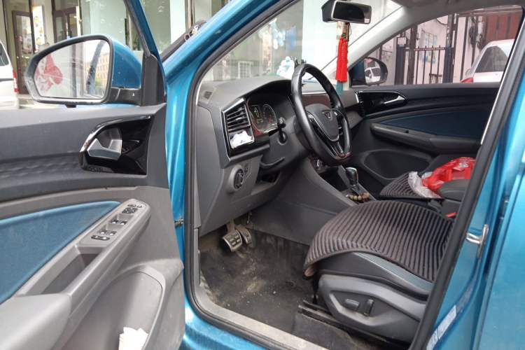 Used Jetta VS7 2020 1.4T Automatic "Thirty and Standing Firm" Edition Driver Seat