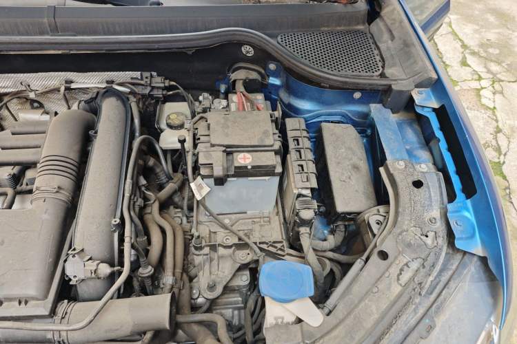 Used Jetta VS7 2020 1.4T Automatic Enjoyment Model Engine Bay Left