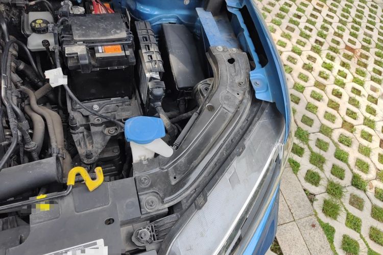Used Jetta VS7 2020 1.4T Automatic Enjoyment Model Engine Bay Left