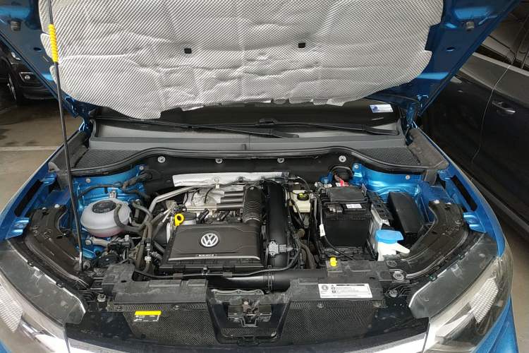 Used Jetta VS7 2020 1.4T Automatic Entry-Level Trim Engine Bay