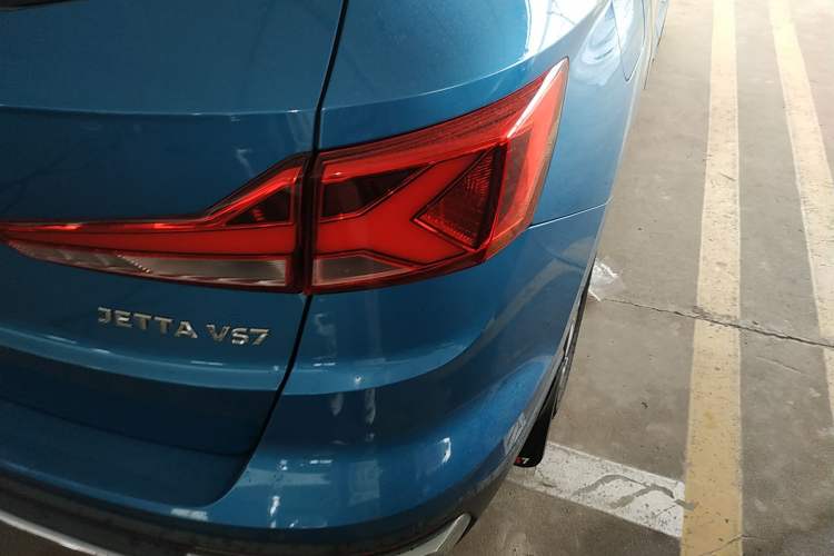 Used Jetta VS7 2020 1.4T Automatic Entry-Level Trim Exterior 3