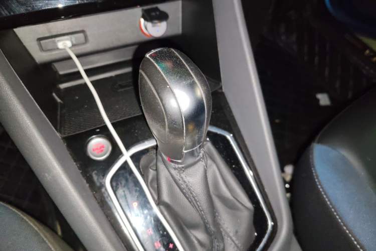 Used Jetta VS7 2020 1.4T Automatic Enjoyment Model Gear Lever