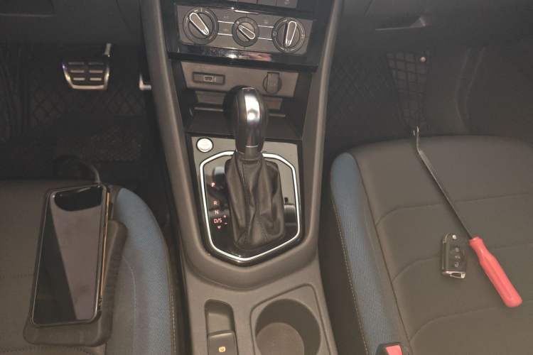 Used Jetta VS7 2020 1.4T Automatic Enjoyment Model Gear Lever