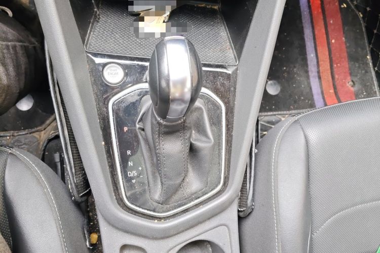 Used Jetta VS7 2020 1.4T Automatic Glory Edition Gear Lever