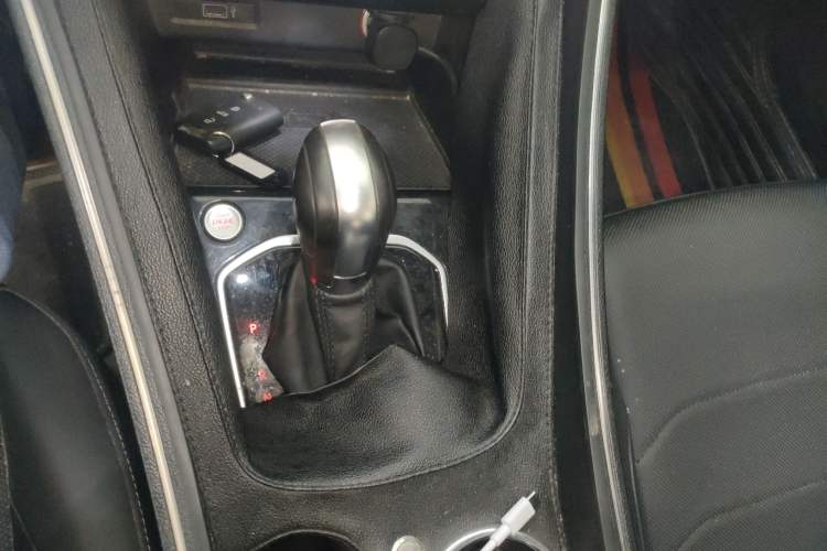 Used Jetta VS7 2020 1.4T Automatic Glory Edition Gear Lever