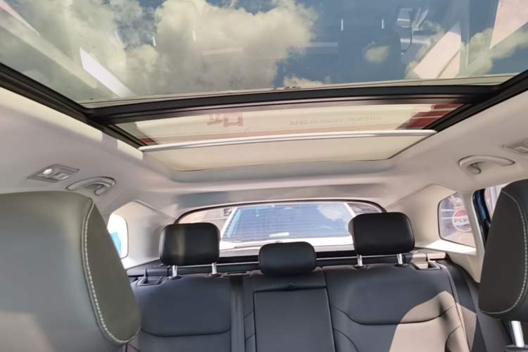 Used Jetta VS7 2020 1.4T Automatic Glory Edition Headliner