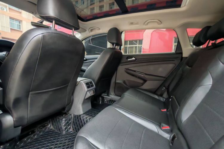 Used Jetta VS7 2020 1.4T Automatic Glory Edition Interior 3