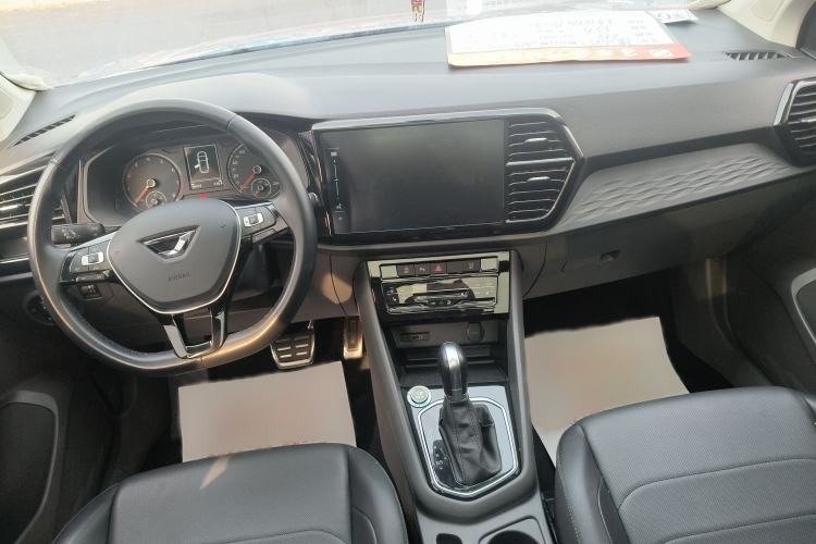 Used Jetta VS7 2020 1.4T Automatic Glory Edition Interior 3