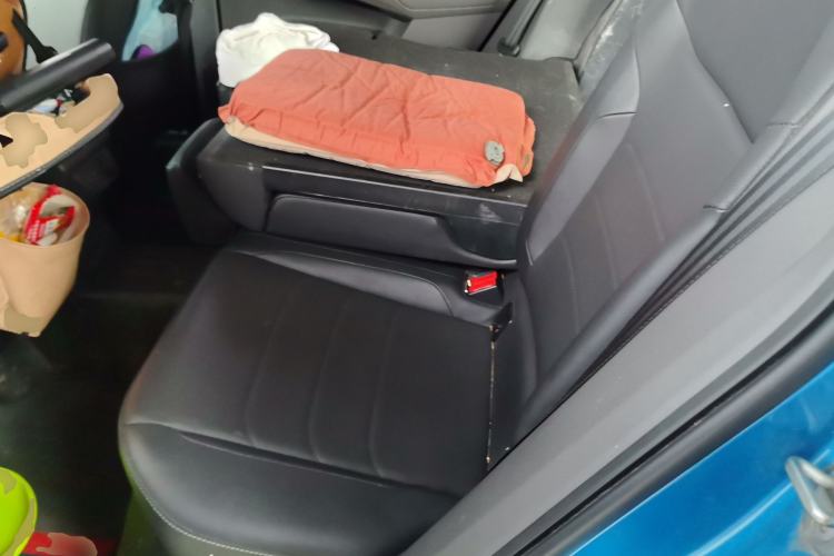 Used Jetta VS7 2020 1.4T Automatic Glory Edition Left Rear Seat