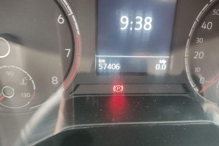 Used Jetta VS7 2020 1.4T Automatic Glory Edition Odometer Close Up