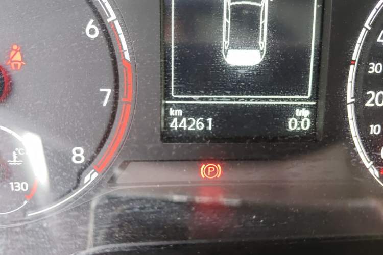 Used Jetta VS7 2020 1.4T Automatic Glory Edition Odometer Close Up