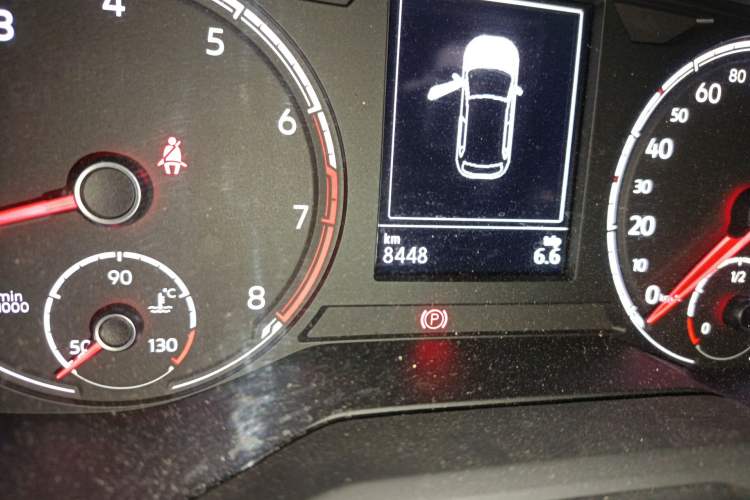 Used Jetta VS7 2020 1.4T Automatic Glory Edition Odometer Close Up