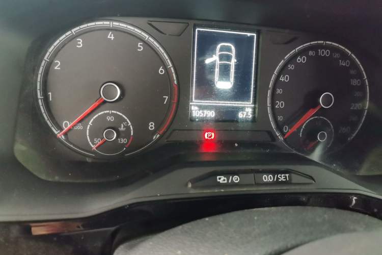 Used Jetta VS7 2020 1.4T Automatic Glory Edition Odometer Close Up