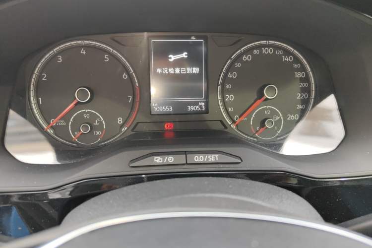 Used Jetta VS7 2020 1.4T Automatic Enjoyment Model Odometer Close Up