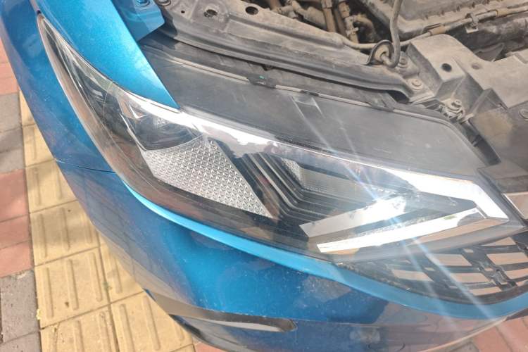Used Jetta VS7 2020 1.4T Automatic Glory Edition Right Front Headlight